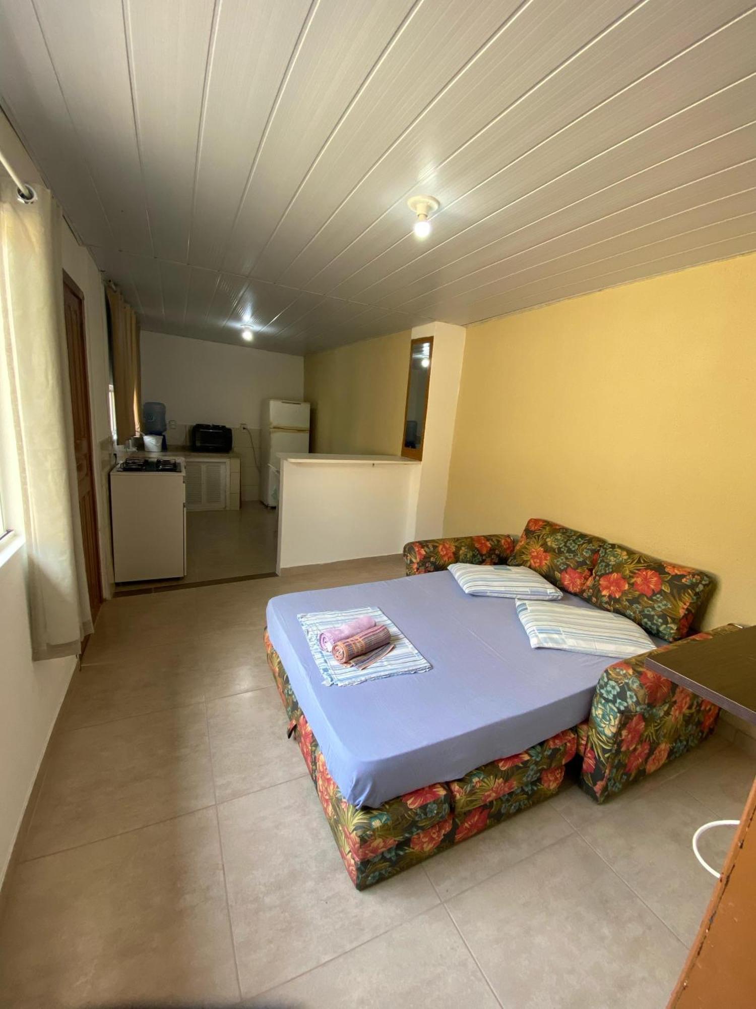 Residencial Erva Doce - 400m Da De Canasvieiras Guest house Florianopolis
